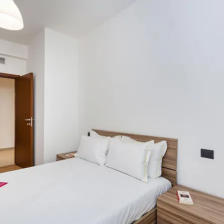 Terrace Flat In Santa Margherita By Wonderful Italy