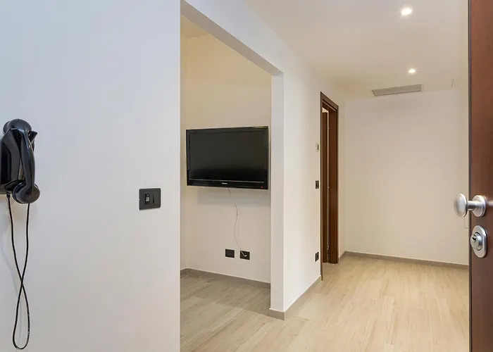 Terrace Flat In Santa Margherita By Wonderful Italy * 산타마르게리타리구레