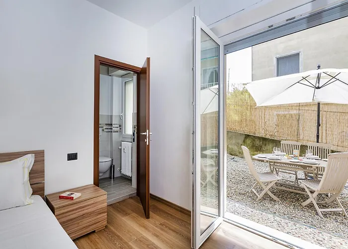 Terrace Flat In Santa Margherita By Wonderful Italy